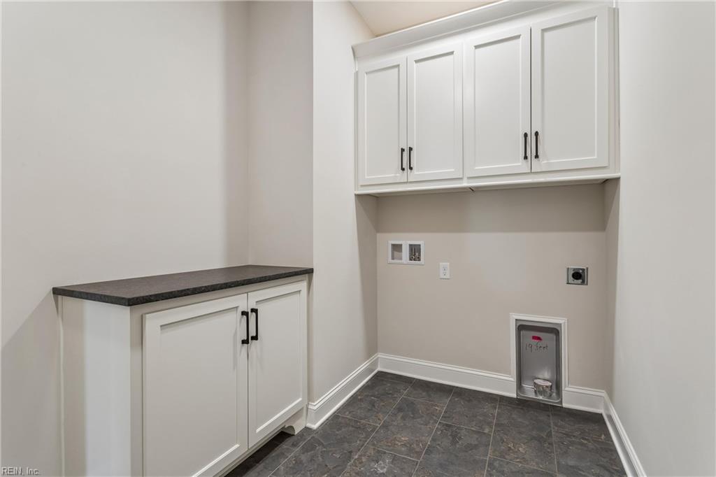 2504 Campbell Cls Property Photo 18