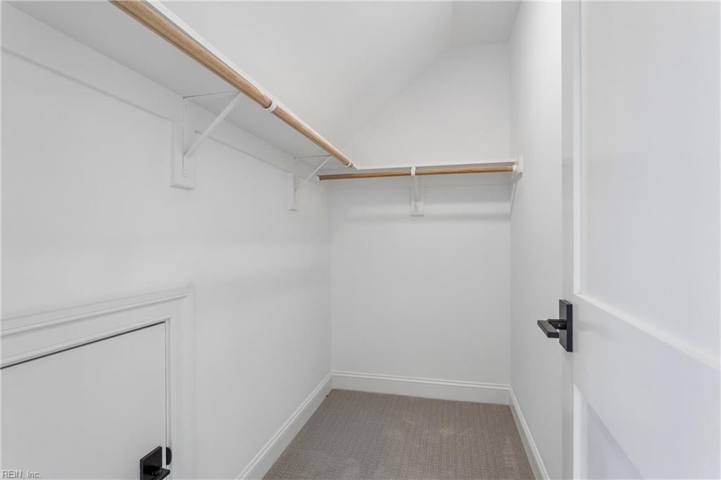2504 Campbell Cls Property Photo 27