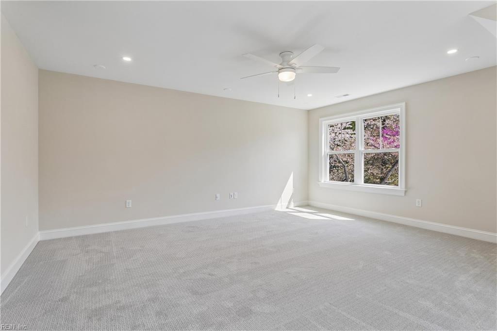 2504 Campbell Cls Property Photo 32