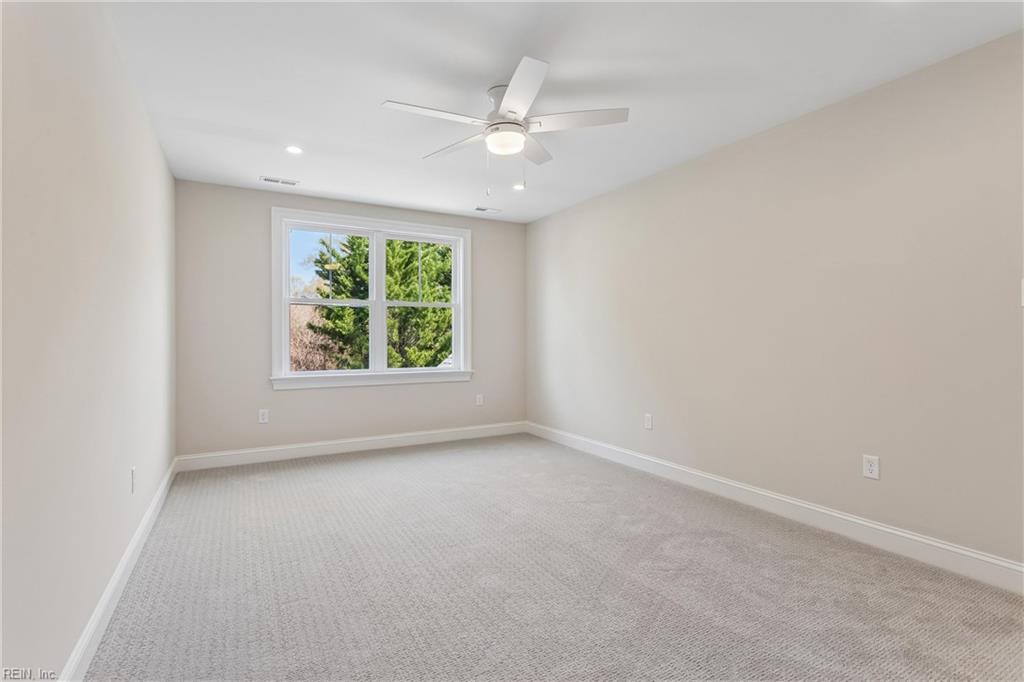 2504 Campbell Cls Property Photo 35