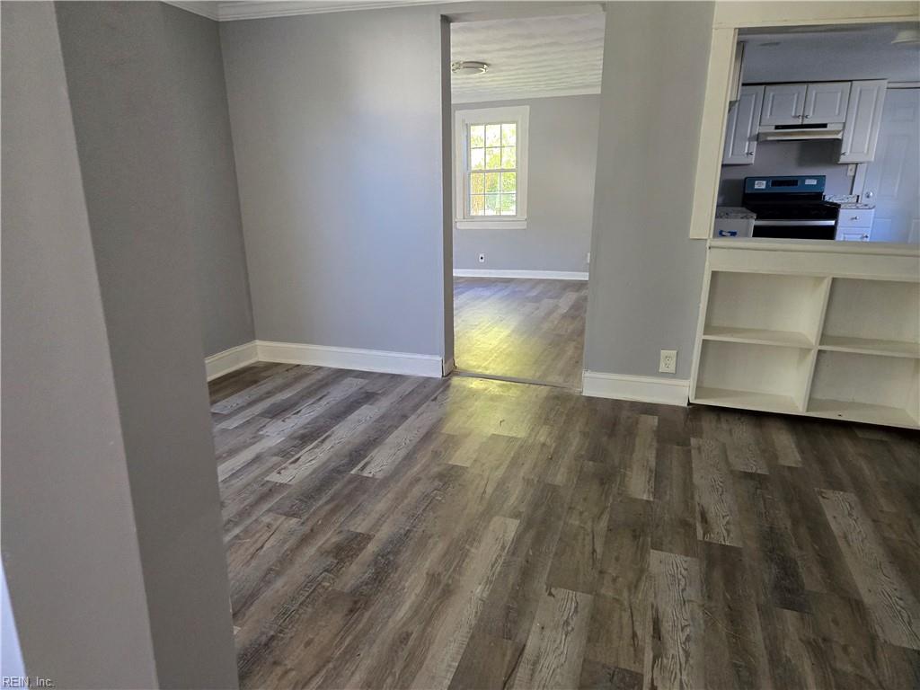 1002 Dunbar St Property Photo 16