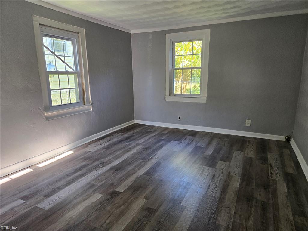 1002 Dunbar St Property Photo 17