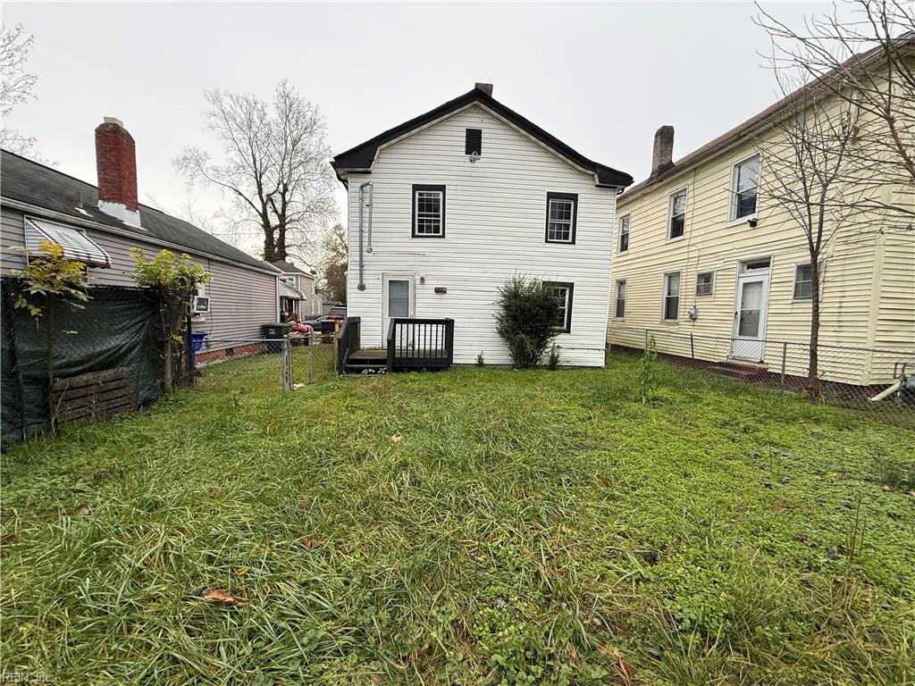 1002 Dunbar St Property Photo 19