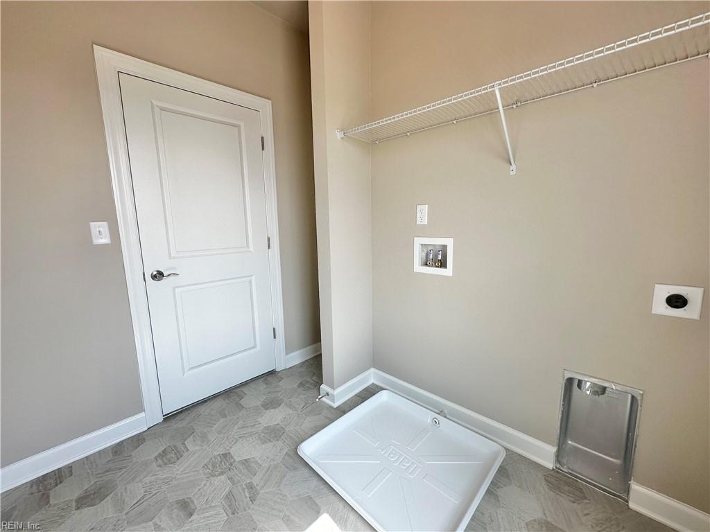 316 Station Dr Property Photo 14