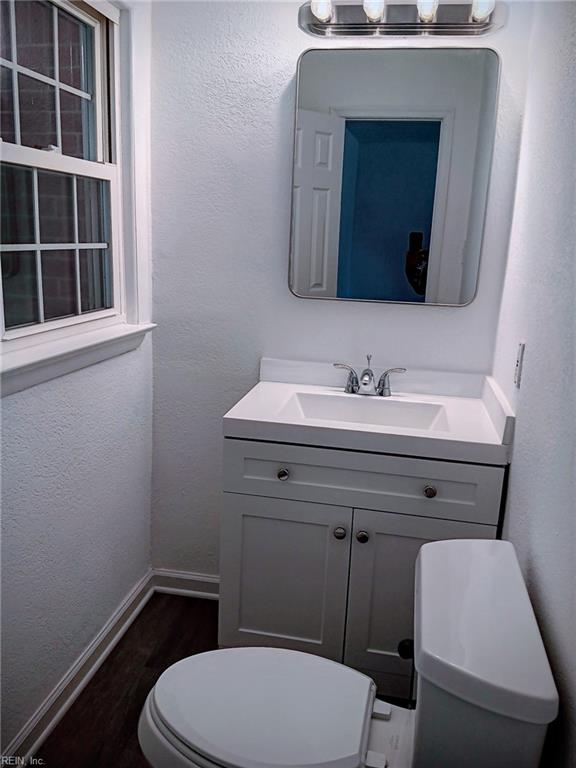6634 Whitehorn Dr Property Photo 6