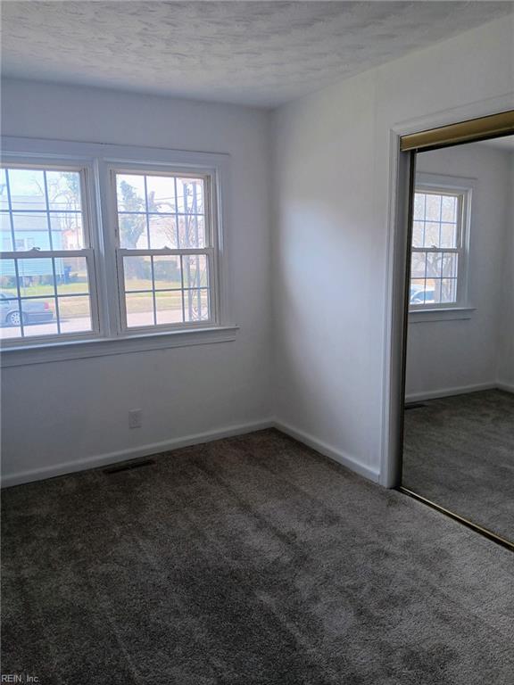 6634 Whitehorn Dr Property Photo 8