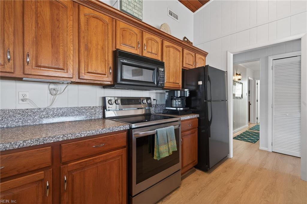 2573 Sandpiper Rd Property Photo 21