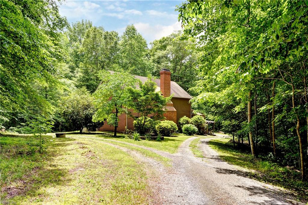 631 Rocky Bottom Rd Property Photo 1