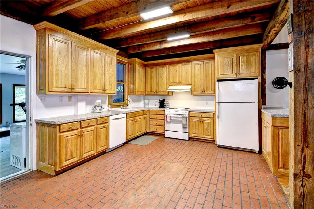 631 Rocky Bottom Rd Property Photo 18