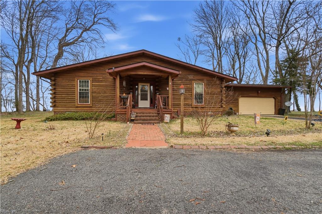 121 Meadowlark Ln Property Photo 3