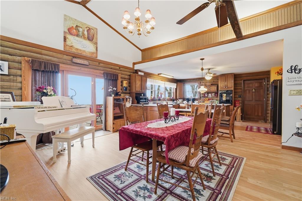 121 Meadowlark Ln Property Photo 10