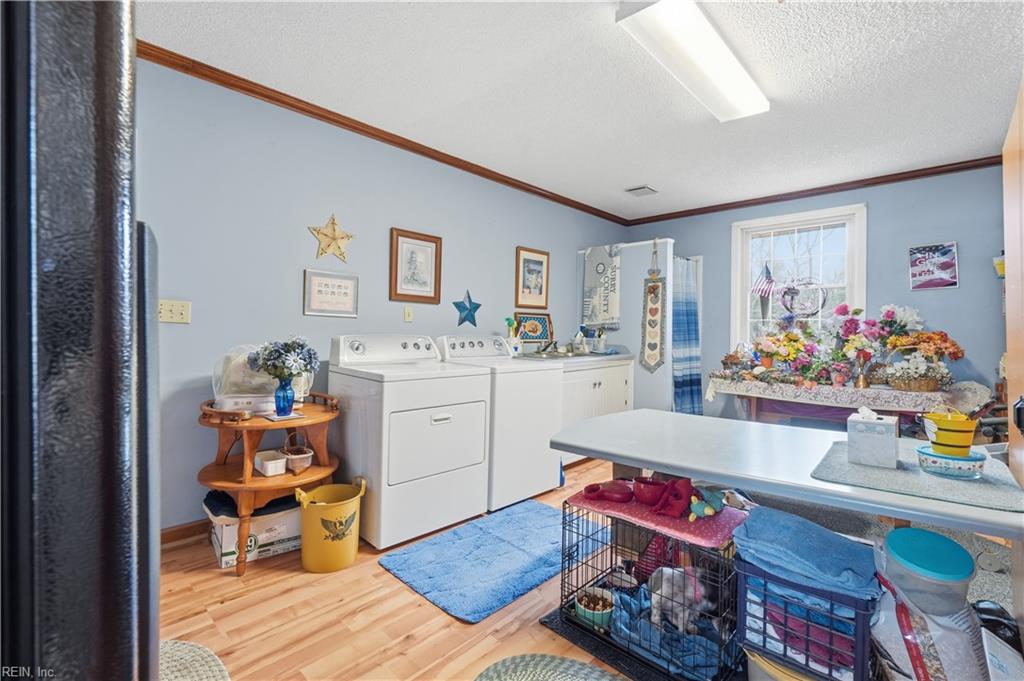 121 Meadowlark Ln Property Photo 16