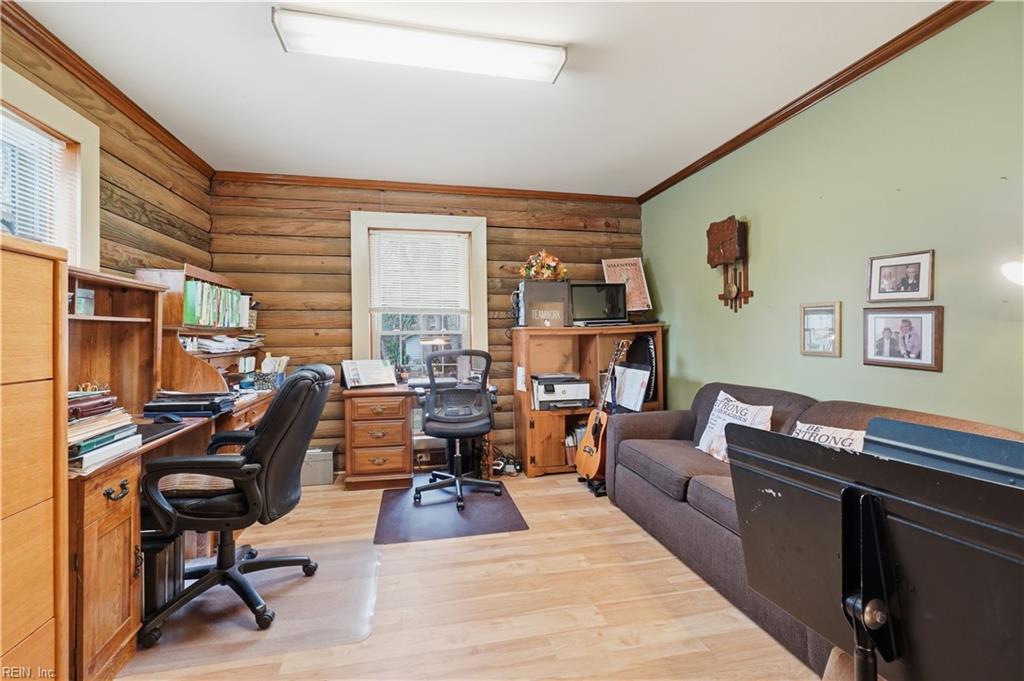 121 Meadowlark Ln Property Photo 22