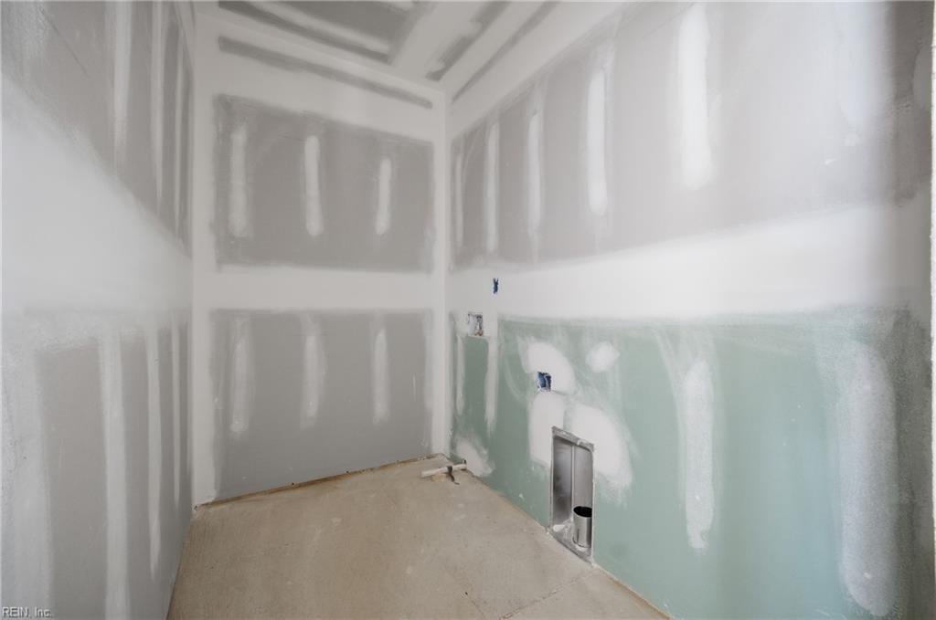 726 Ferry Landing Dr Property Photo 41