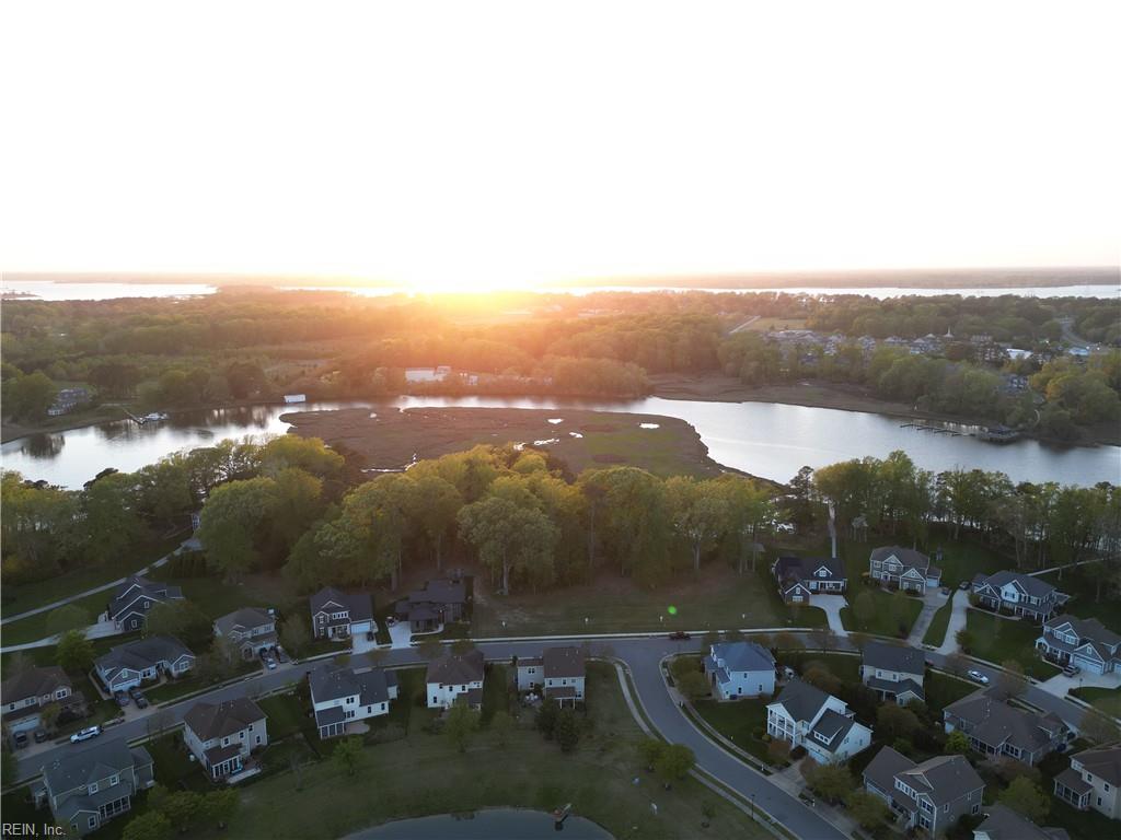 3424 Raintree Cir Property Photo 2