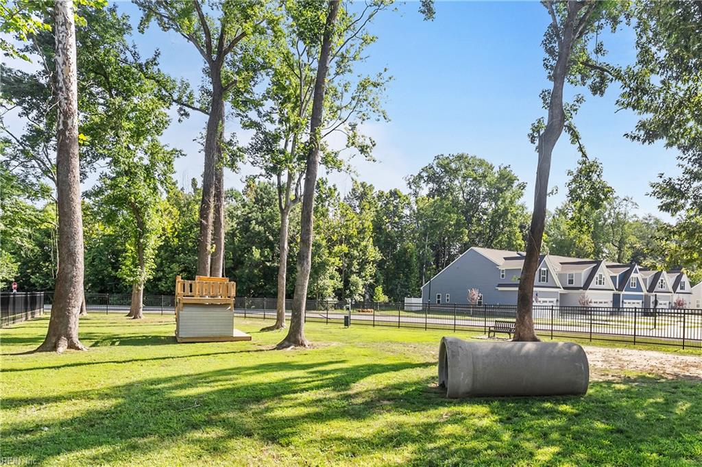 2150 Mainsail Dr Property Photo 37