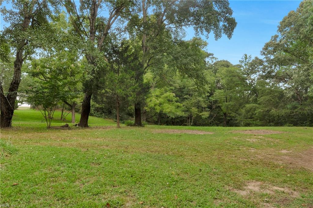 12915 General Puller Hwy Property Photo 6