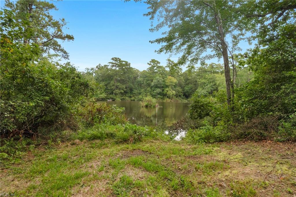 12915 General Puller Hwy Property Photo 8