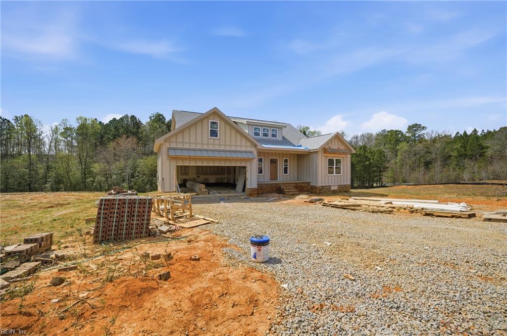 230 Ferry Landing Dr Property Photo 2
