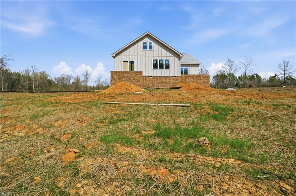 230 Ferry Landing Dr Property Photo 8
