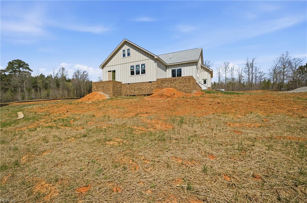 230 Ferry Landing Dr Property Photo 9