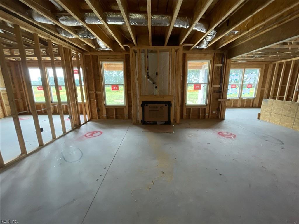 1361 Jury Rd Property Photo 6