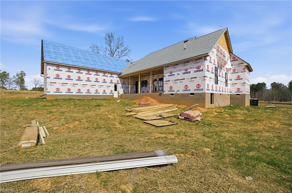 407 Ferry Landing Dr Property Photo 8