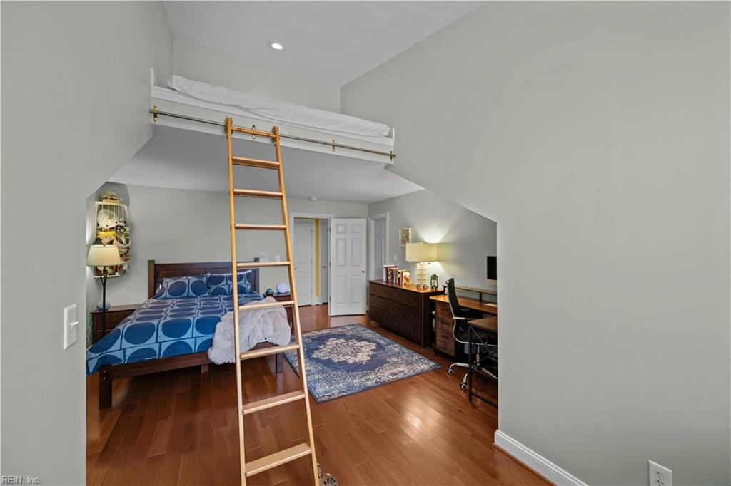 1097 Caton Dr Property Photo 38