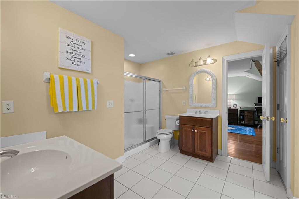 1097 Caton Dr Property Photo 40