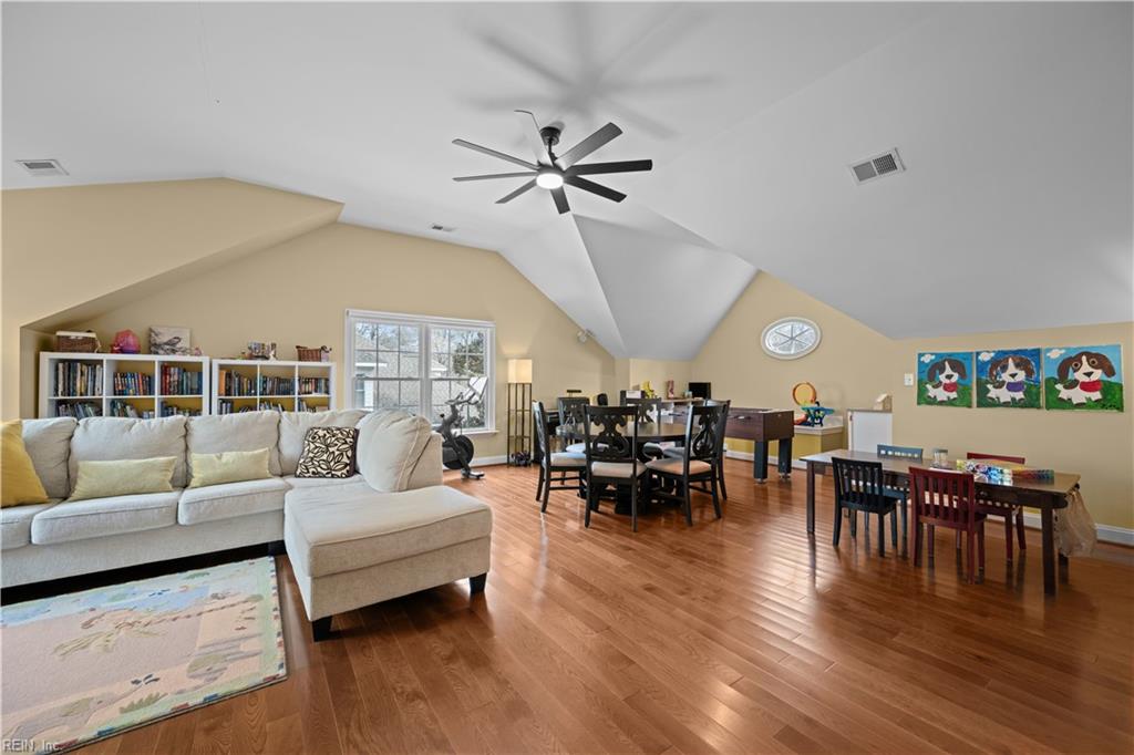 1097 Caton Dr Property Photo 43