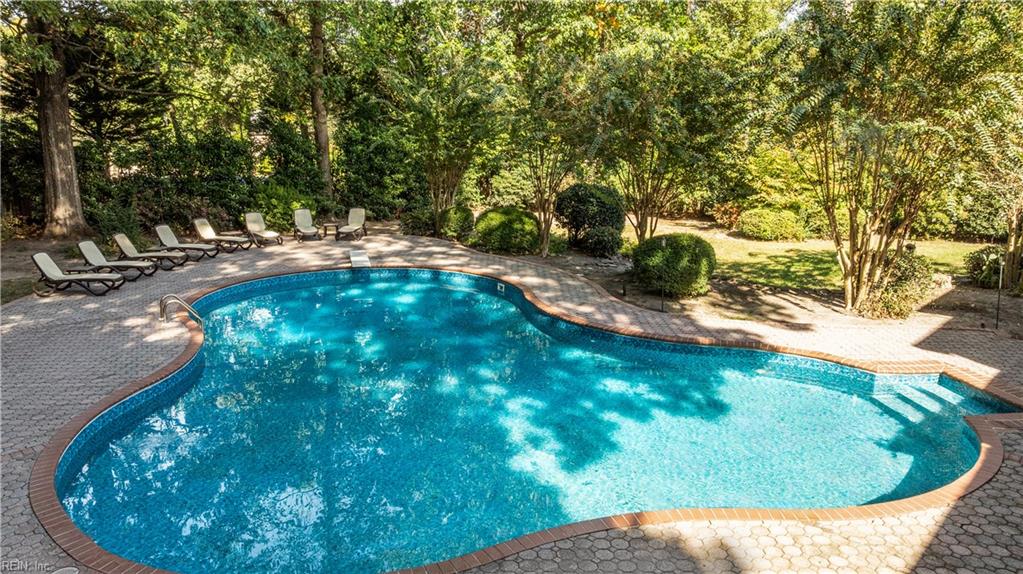 1097 Caton Dr Property Photo 45