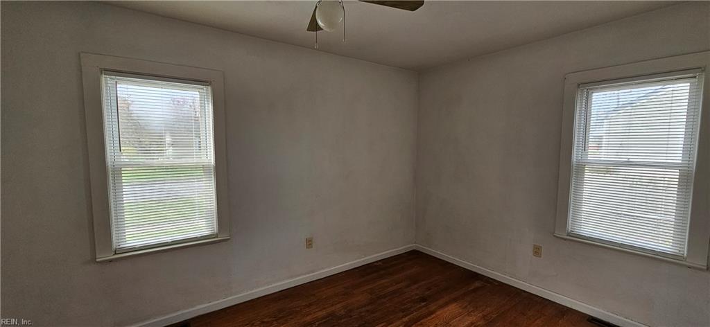 136 Greenbrier Ave Property Photo 7