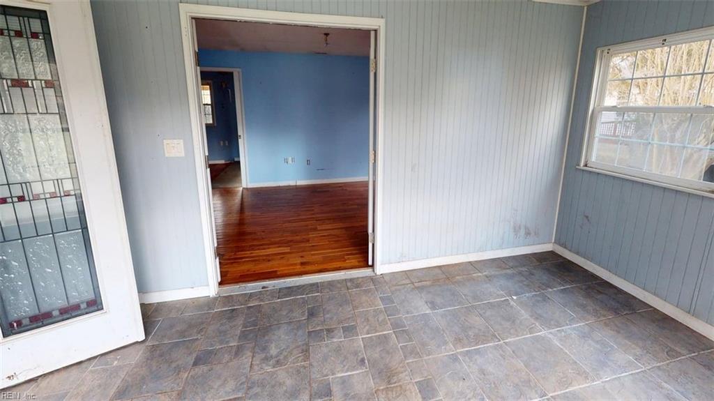1678 Fitchetts Warf Rd Property Photo 8