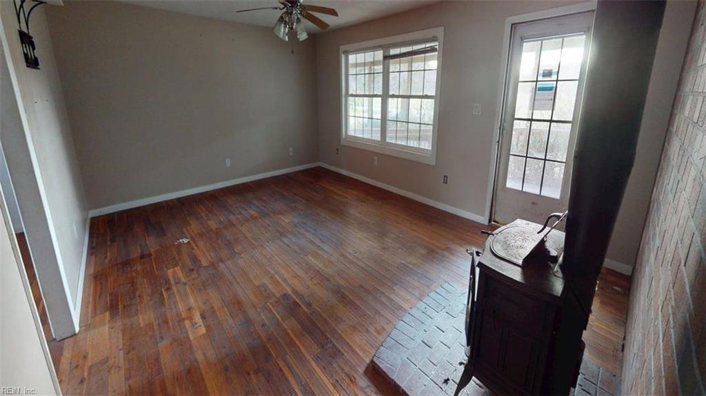 1678 Fitchetts Warf Rd Property Photo 29