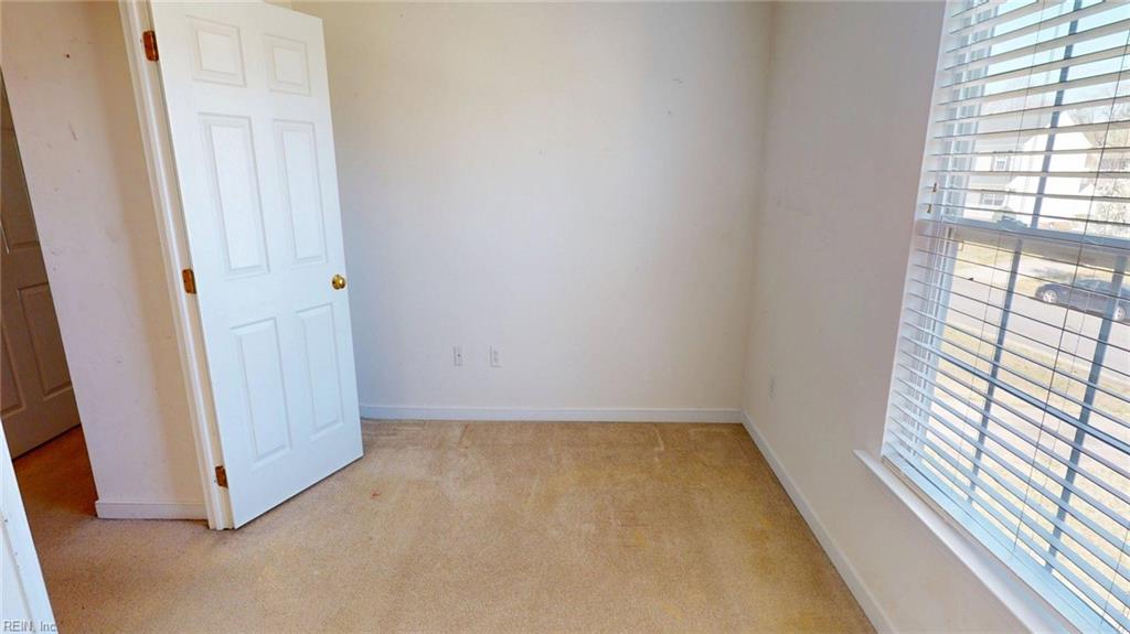 8212 Heather Ridge Ct Property Photo 17