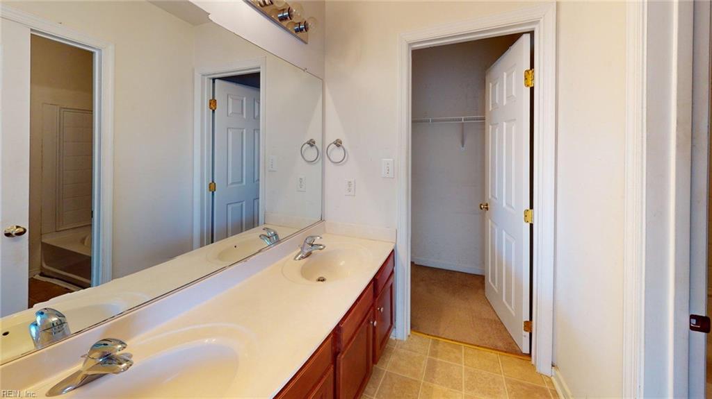 8212 Heather Ridge Ct Property Photo 27