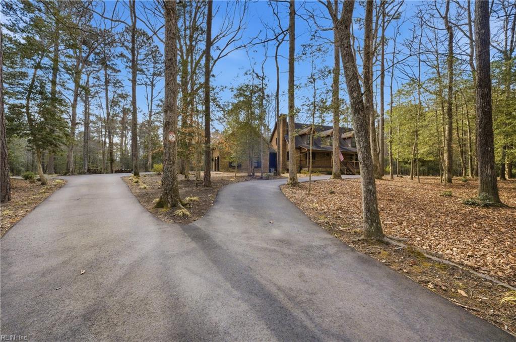 4698 Hill Trl Property Photo 6