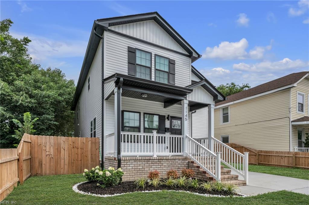 1145 29 St Property Photo 3
