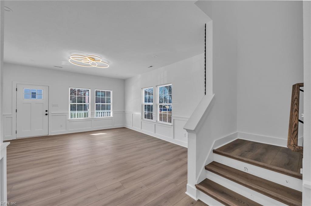 1145 29 St Property Photo 8