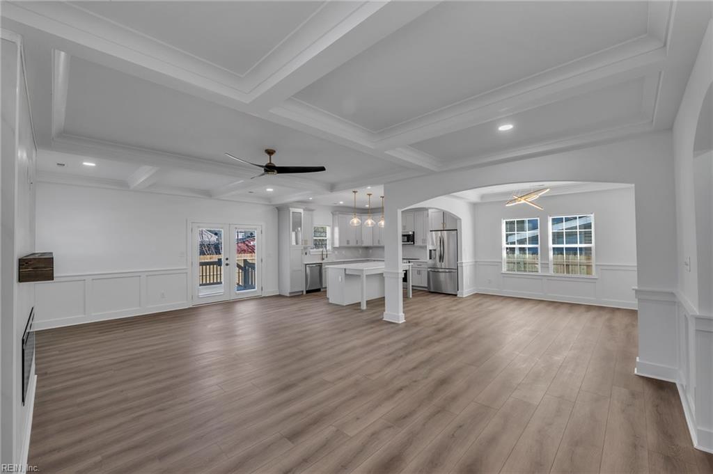 1145 29 St Property Photo 11