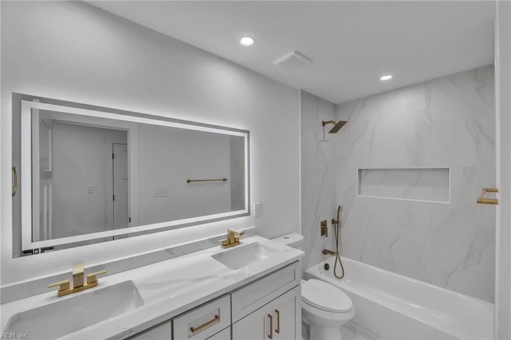 1145 29 St Property Photo 33