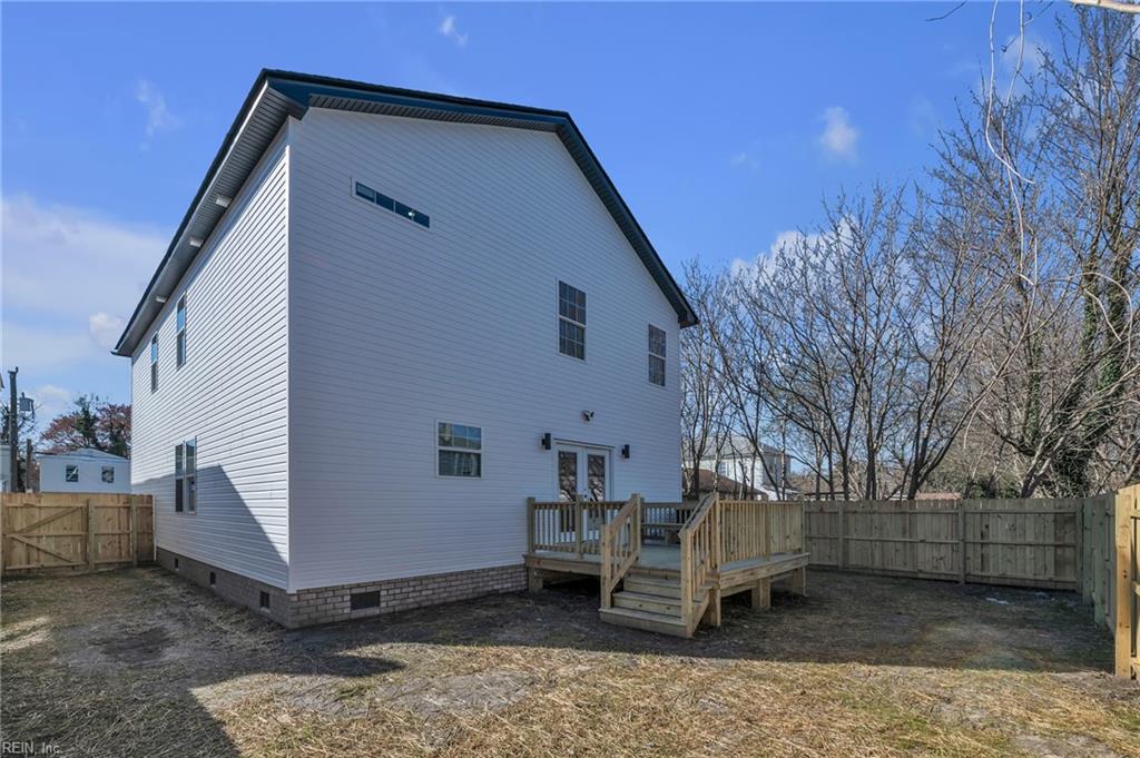 1145 29 St Property Photo 40