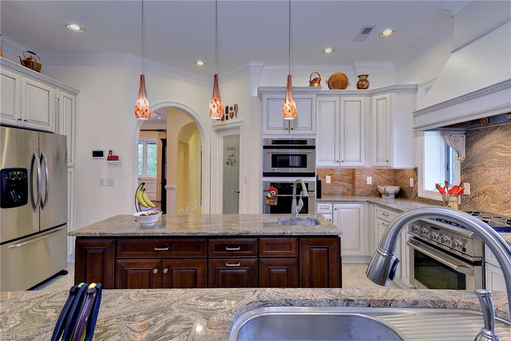 3515 Splitwood Rd Property Photo 1