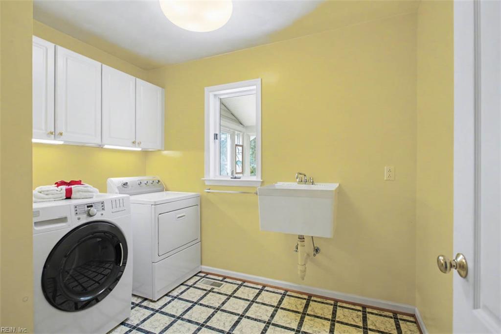 2500 Long Creek Dr Property Photo 21
