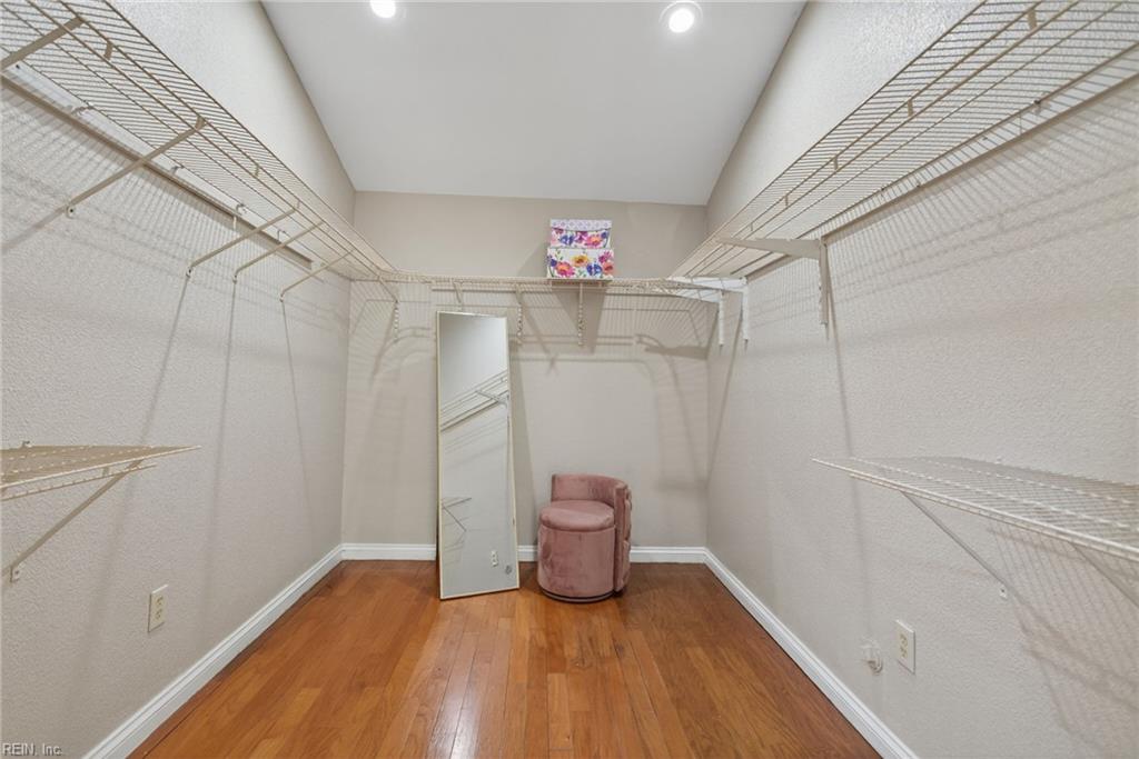 5480 Bayberry Dr Property Photo 17