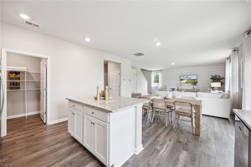 117 Gallop Way Property Photo 6