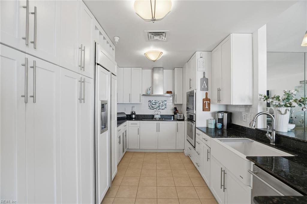 3700 Sandpiper Rd Property Photo 13