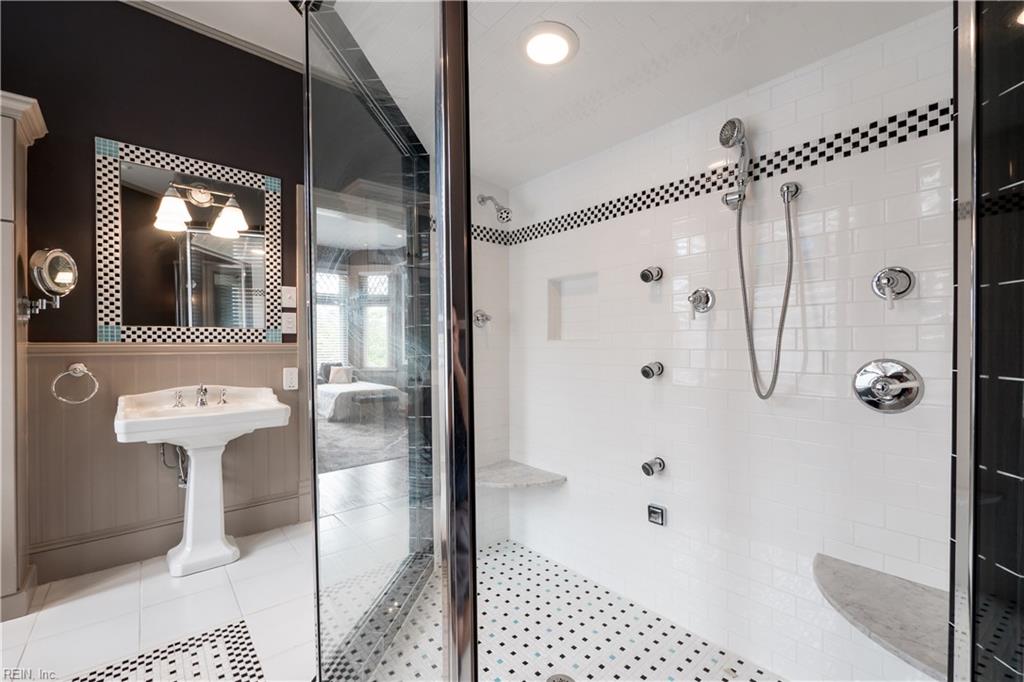 406 Mowbray Arch Property Photo 33