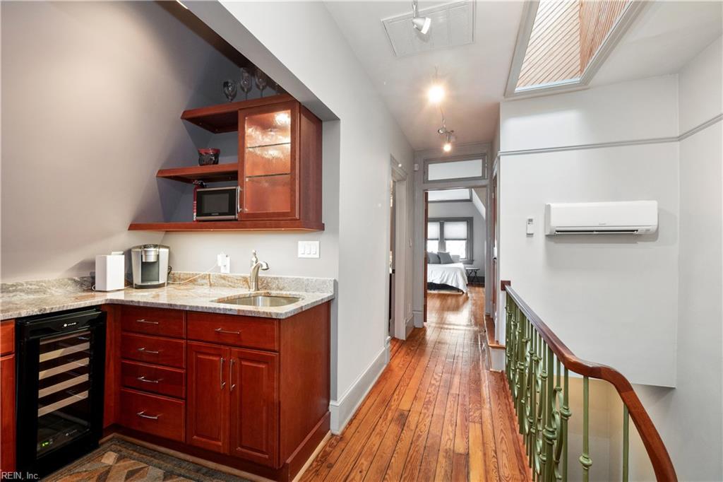 406 Mowbray Arch Property Photo 40