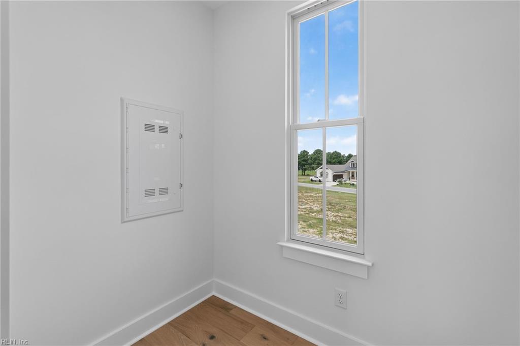 109 Golden Bear Cir Property Photo 32